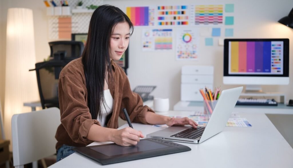 Career as a Graphic Designer or Digital Marketer - Webvision Arena