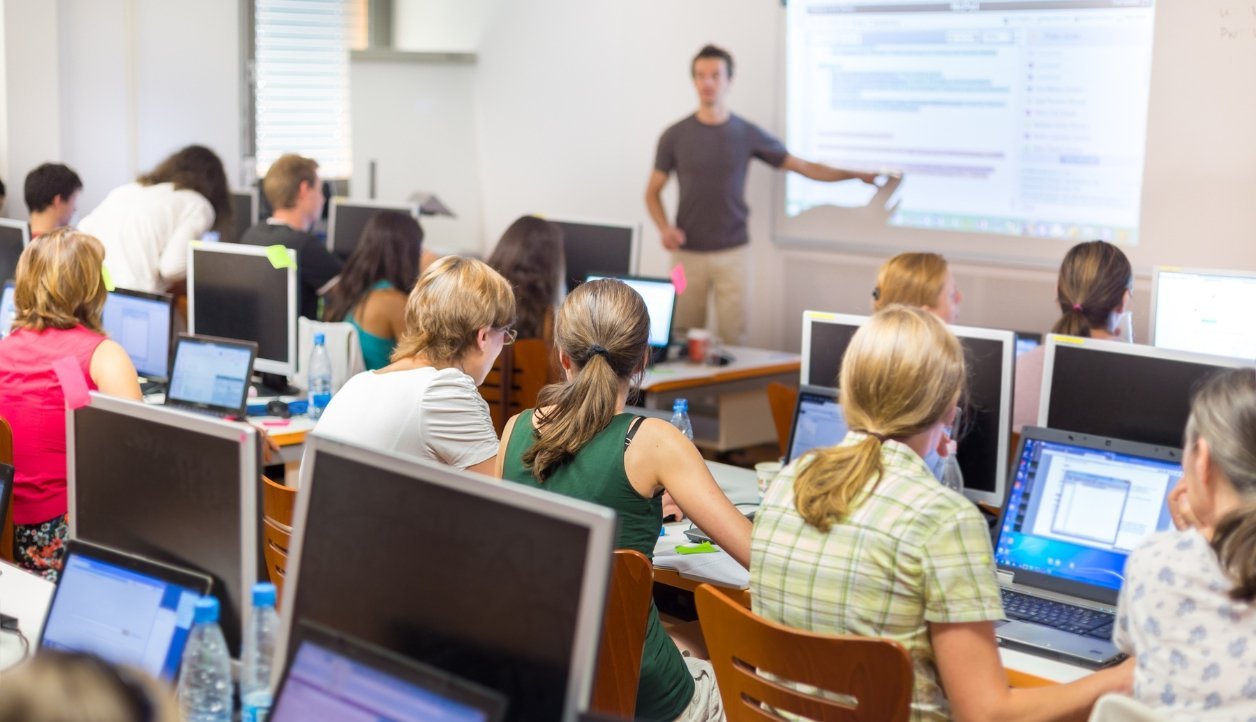 How to Choose the Right IT Training Institute in Vadodara - Websion Arena